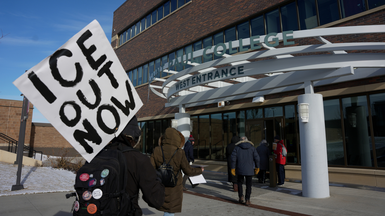 Chongly "Scott" Thao: US citizen says ICE removed him from his Minnesota home in his underwear after warrantless search