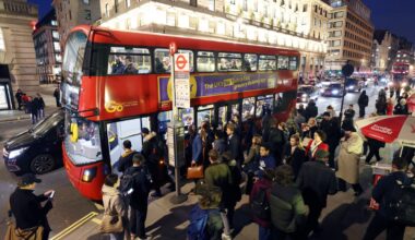 Freedom Pass saved! Labour councils block threat to free travel for older Londoners - London Evening Standard