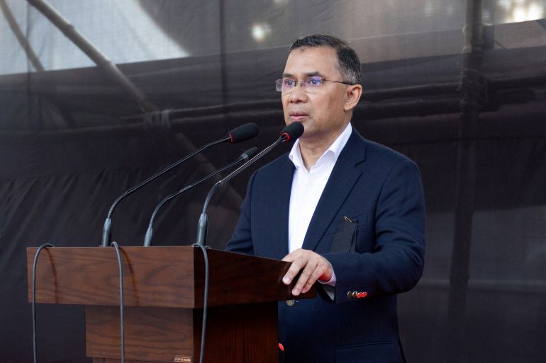 Bangladesh Nationalist Party (BNP) acting chairman Tarique Rahman addresses before the funeral prayers for his mother and former Prime Minister Khaleda Zia at the Parliament building area of Manik Mia Avenue, in Dhaka, Bangladesh, December 31, 2025. REUTERS/Stringer
