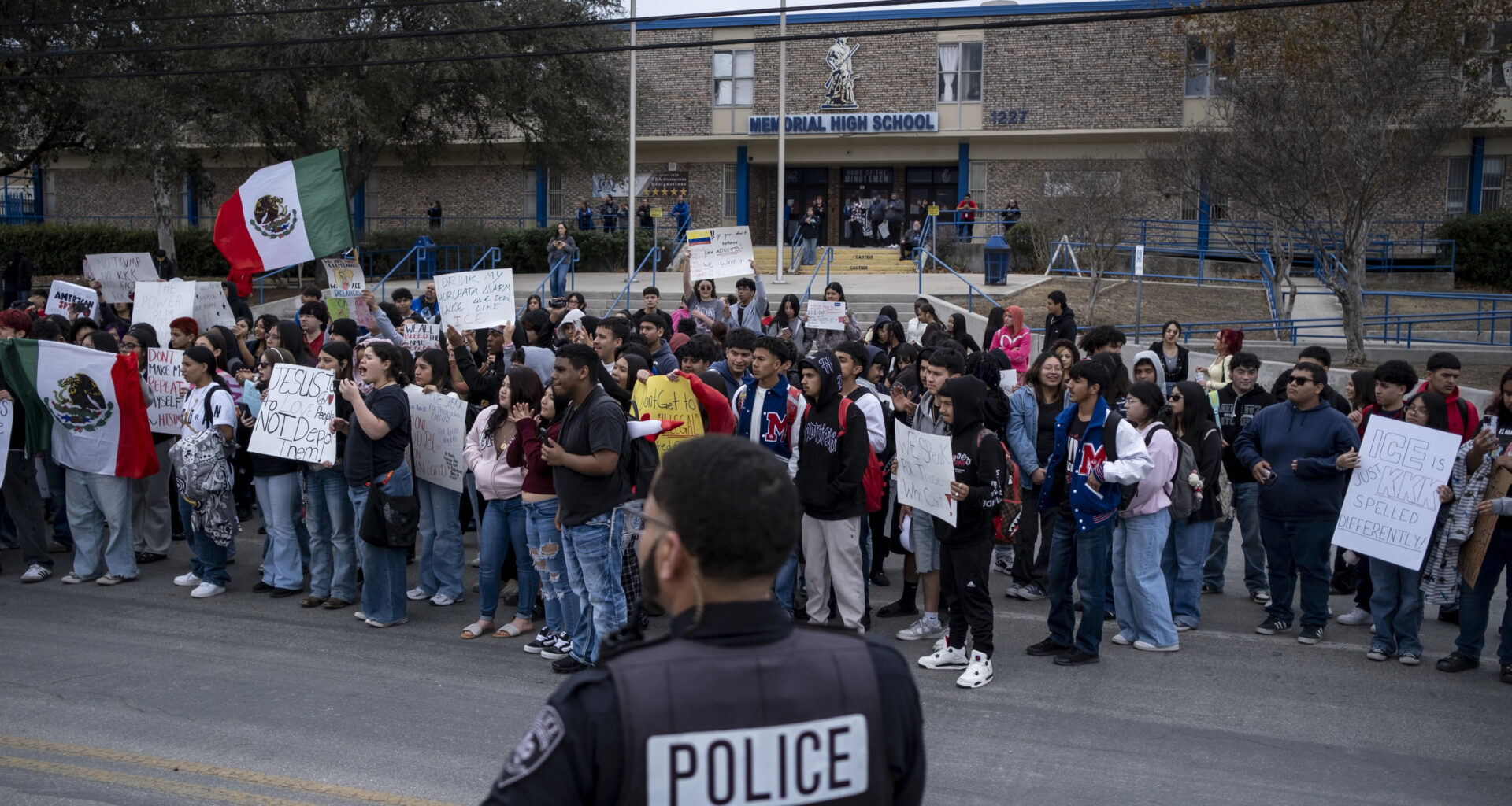 Hundreds of Texas students walk out to protest ICE killings
