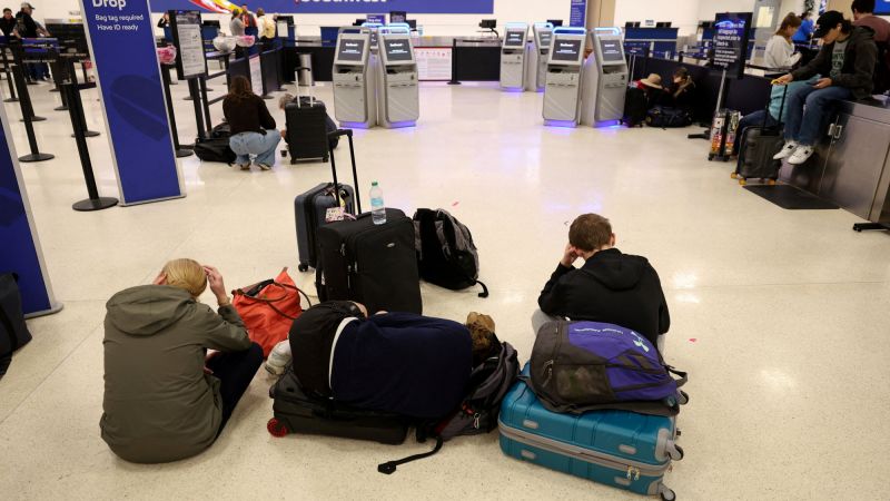 Airspace closures cause Caribbean flight cancellations, leaving travelers in Puerto Rico, Aurba, elsewhere stranded