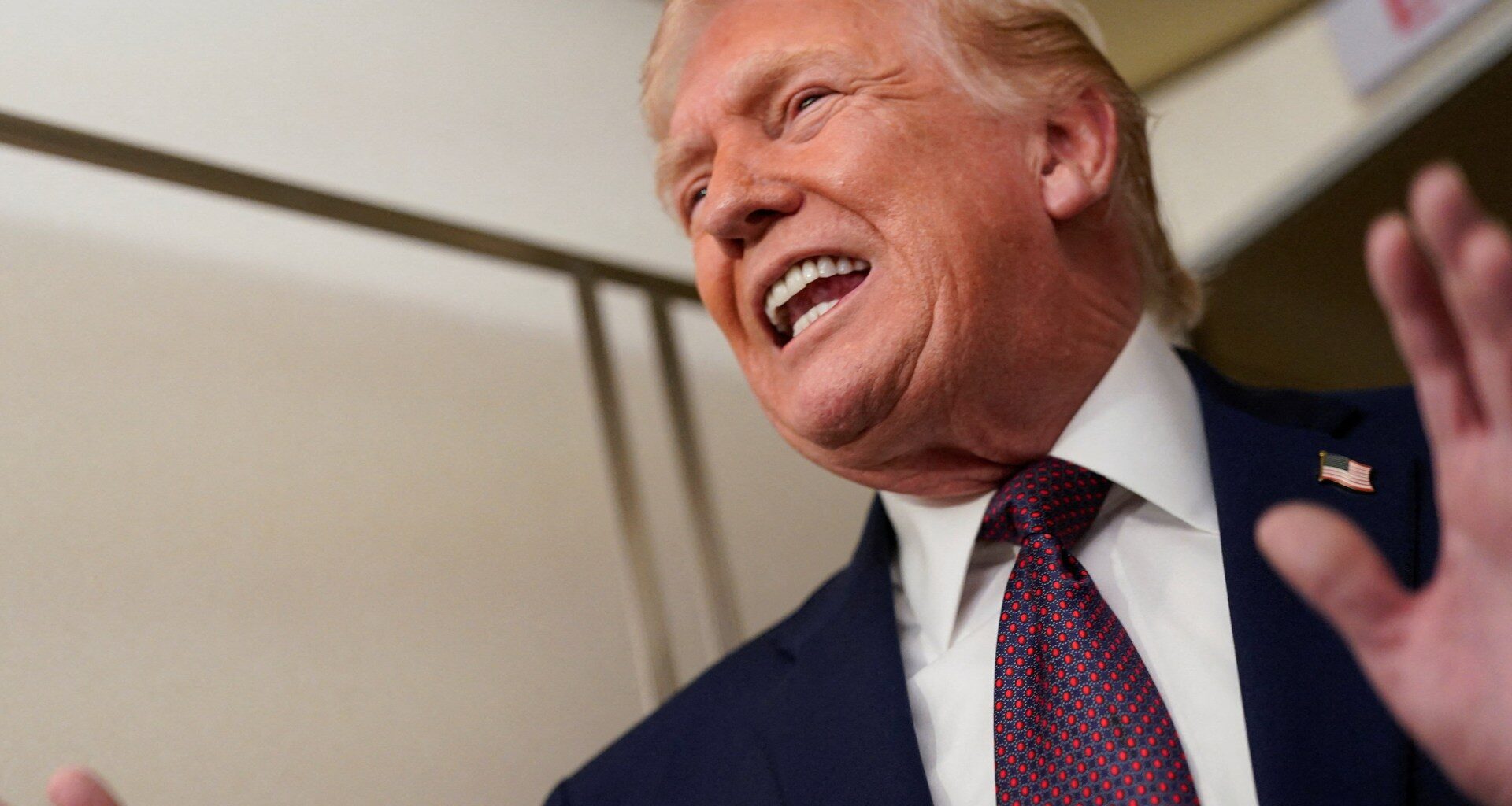 Trump cancels US-Iran meetings, urges protesters to take over institutions | Donald Trump News