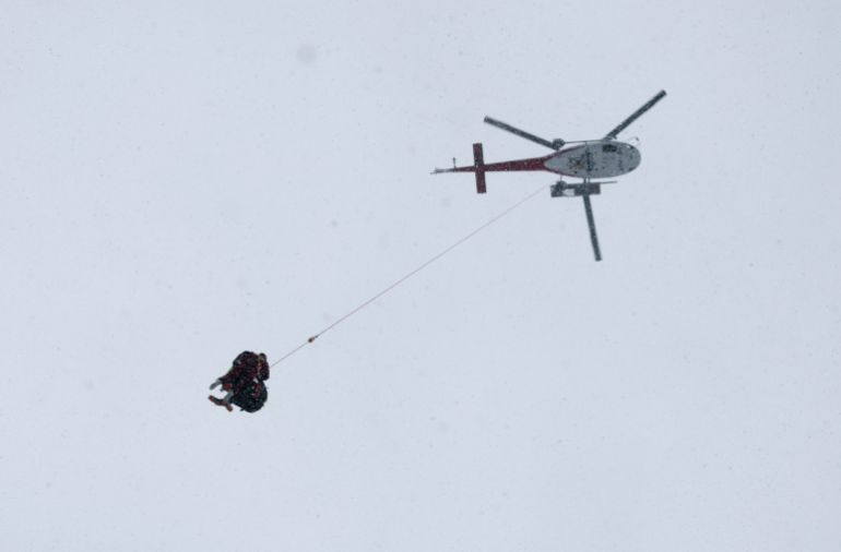 Lindsey Vonn of the U.S. being airlifted to the hospital after sustaining an injury following a crash during her run
