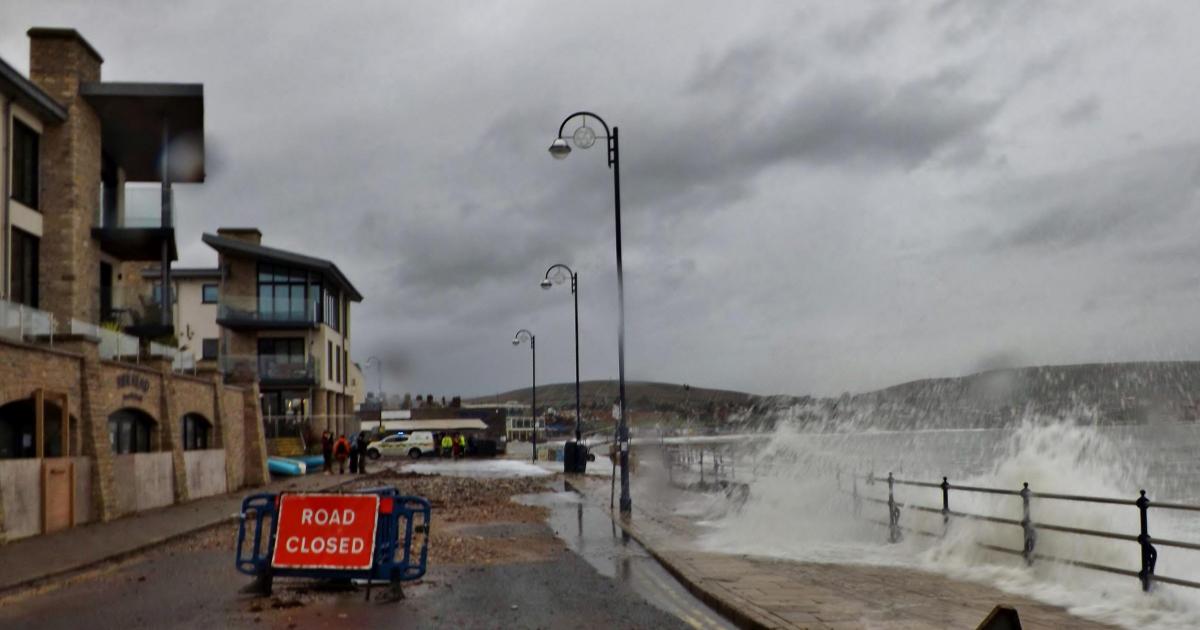 PICTURES - Dorset battered by winds, rain and floods from Storm Ingrid