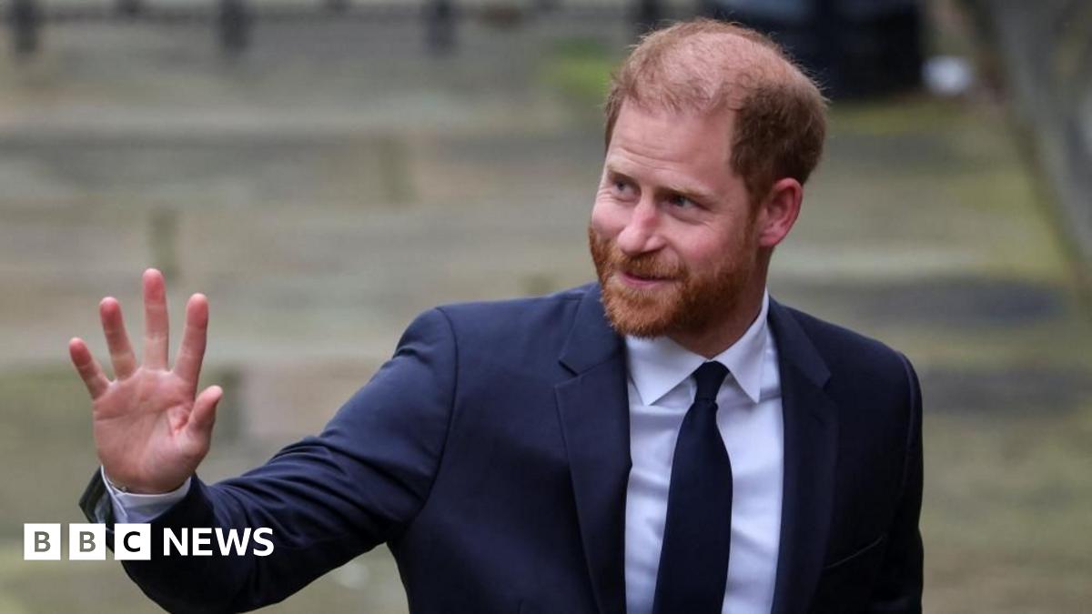 Prince Harry v Daily Mail live: Publisher carried out 'systematic' unlawful information gathering, court hears