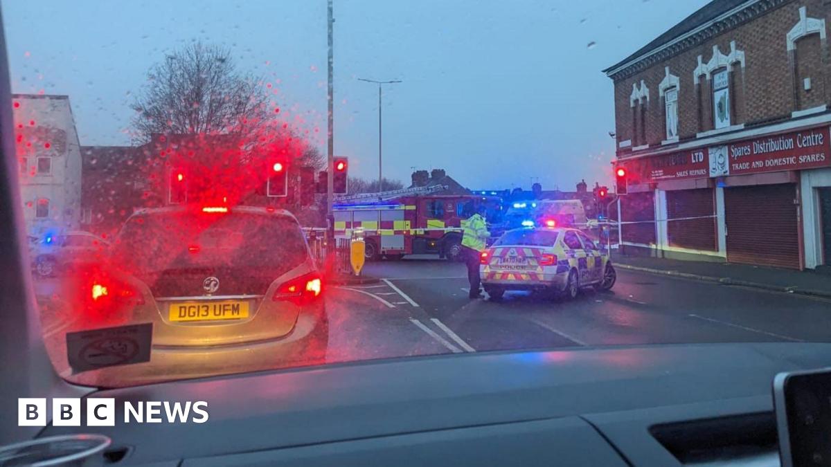 Image of emergency services at crash in Humberstone Road