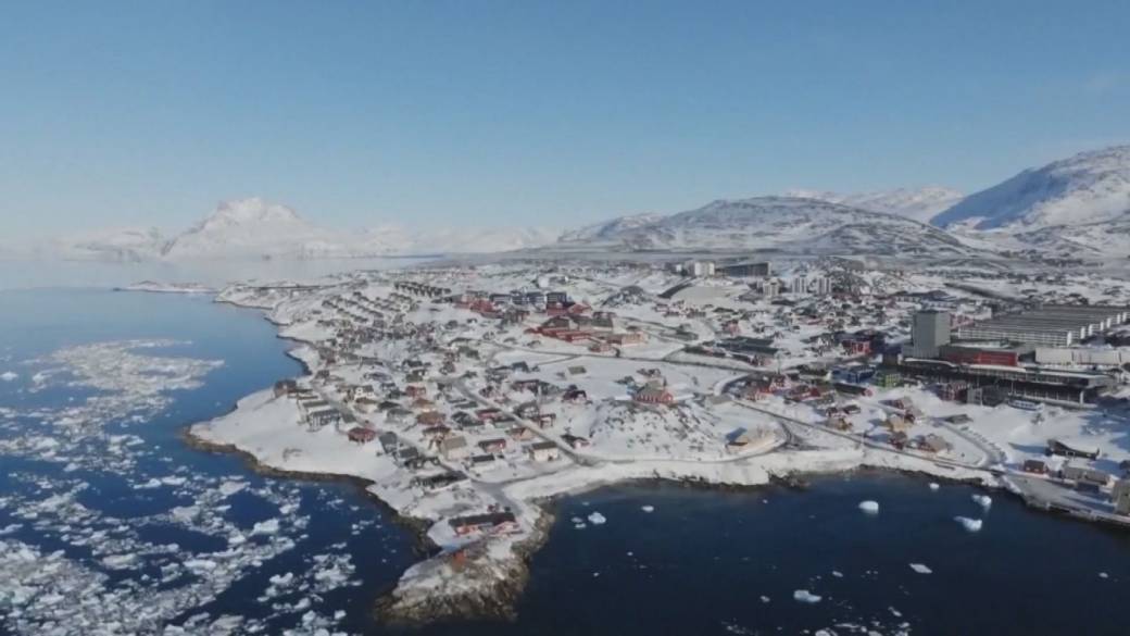 Click to play video: 'Danish, U.S. and Greenland officials to meet over White House’s annexation threats'