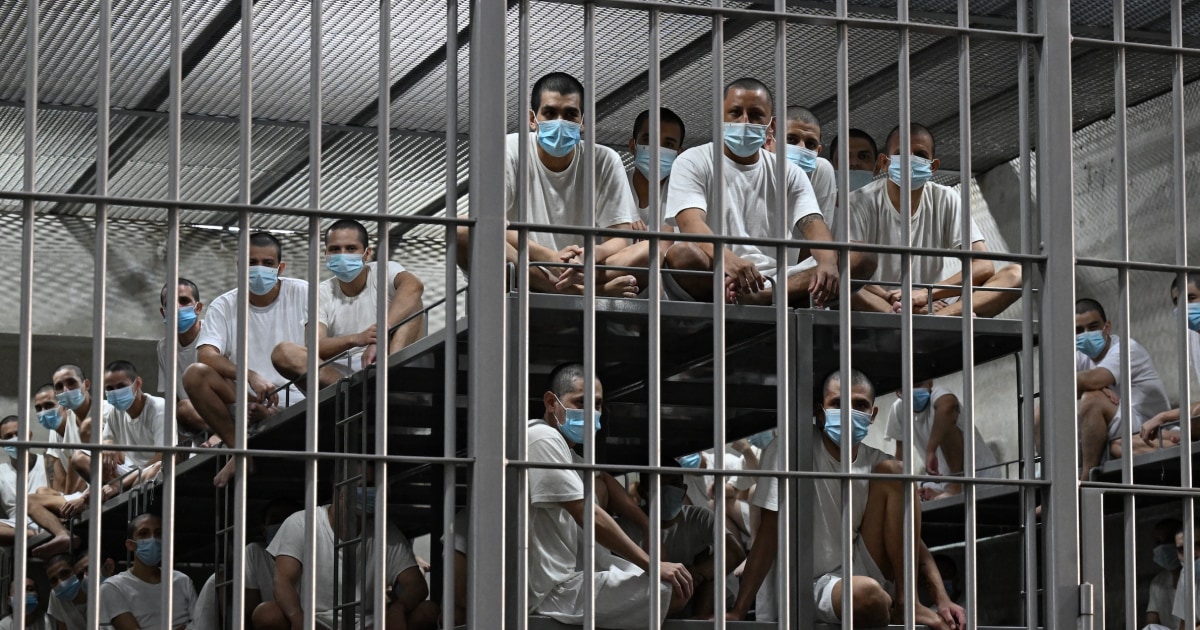 '60 Minutes' airs report on Trump deportations that was abruptly pulled