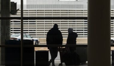 Former flight attendant posed as a pilot and received hundreds of free flights, U.S. authorities say