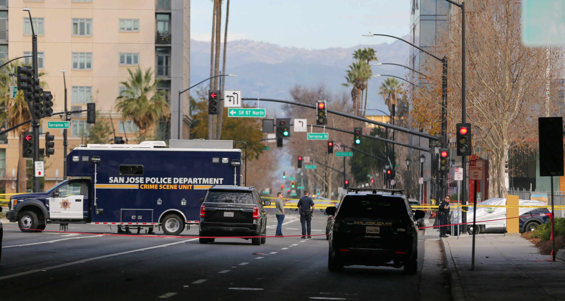 San José Police Run Over, Shoot at Man Who Shot Sergeant After Carjacking