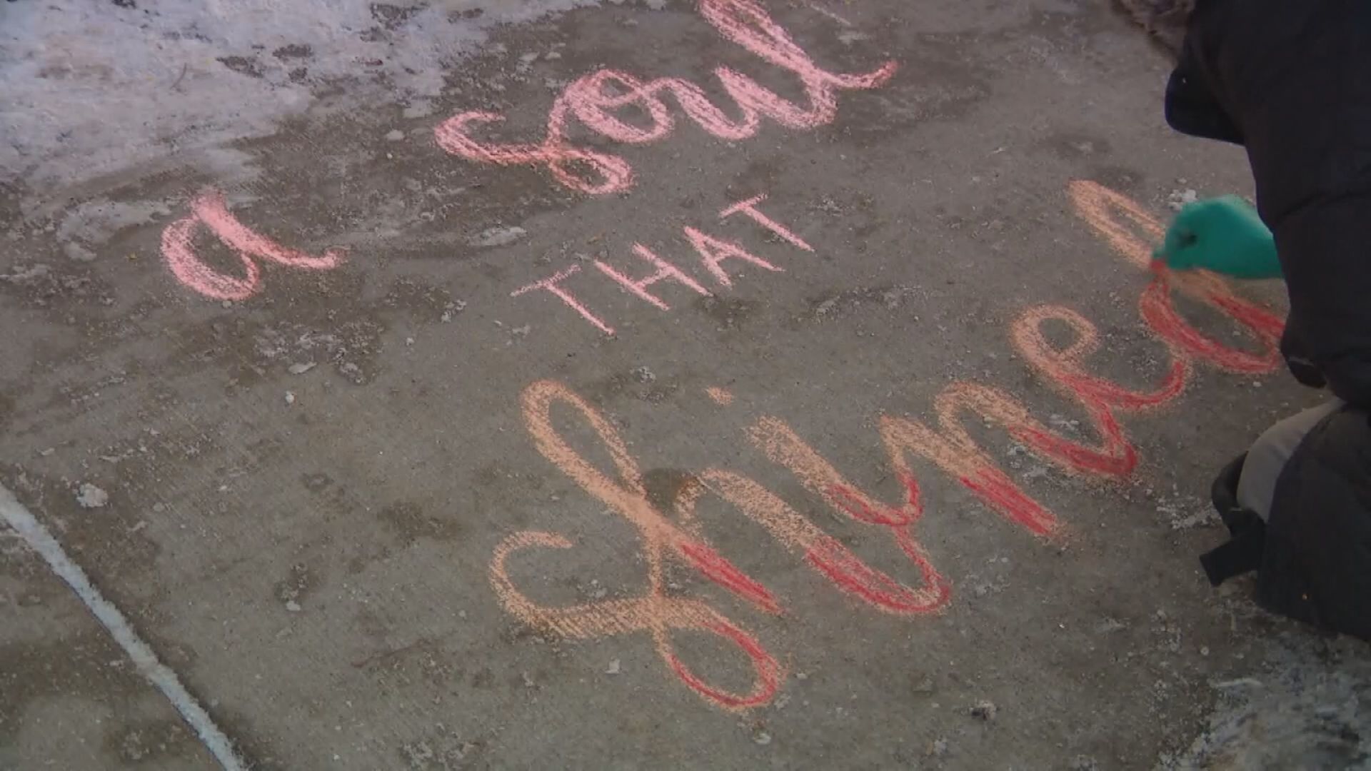 Click to play video: 'Judge weighs Minnesota’s bid to suspend ICE operations'