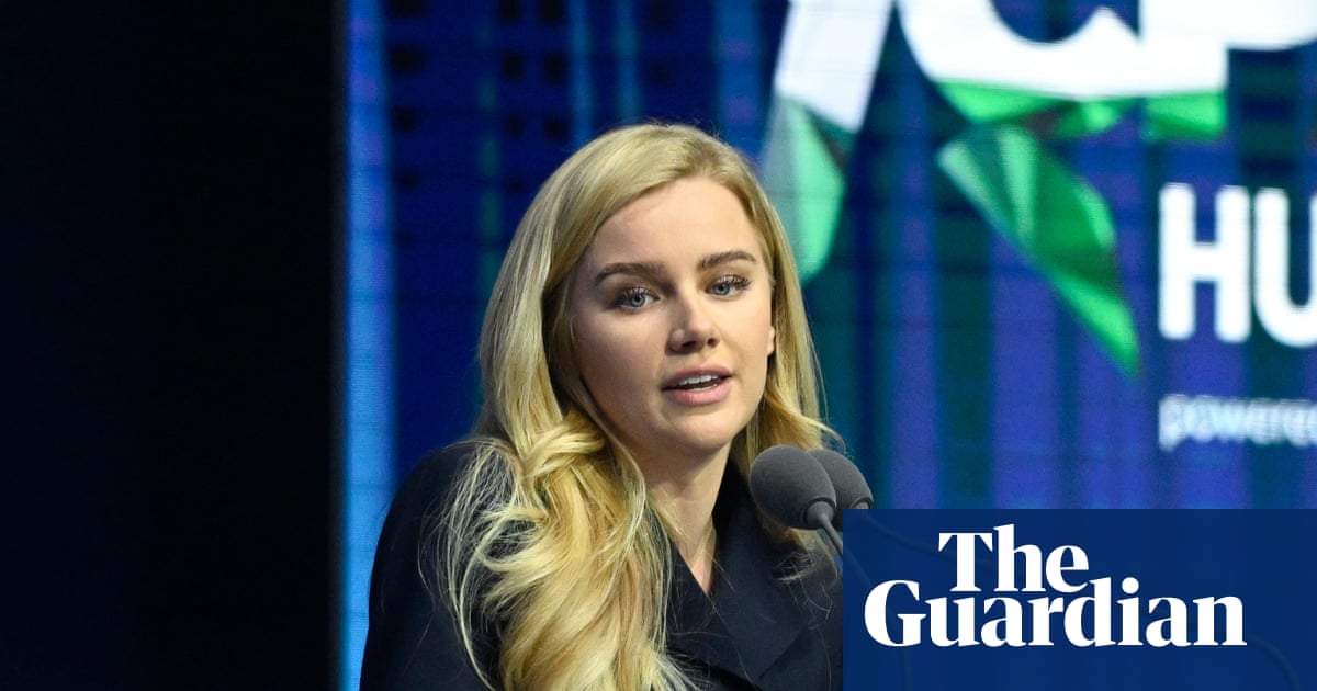 Dutch far-right activist Eva Vlaardingerbroek appears to lose right to UK visa-free travel | The far right