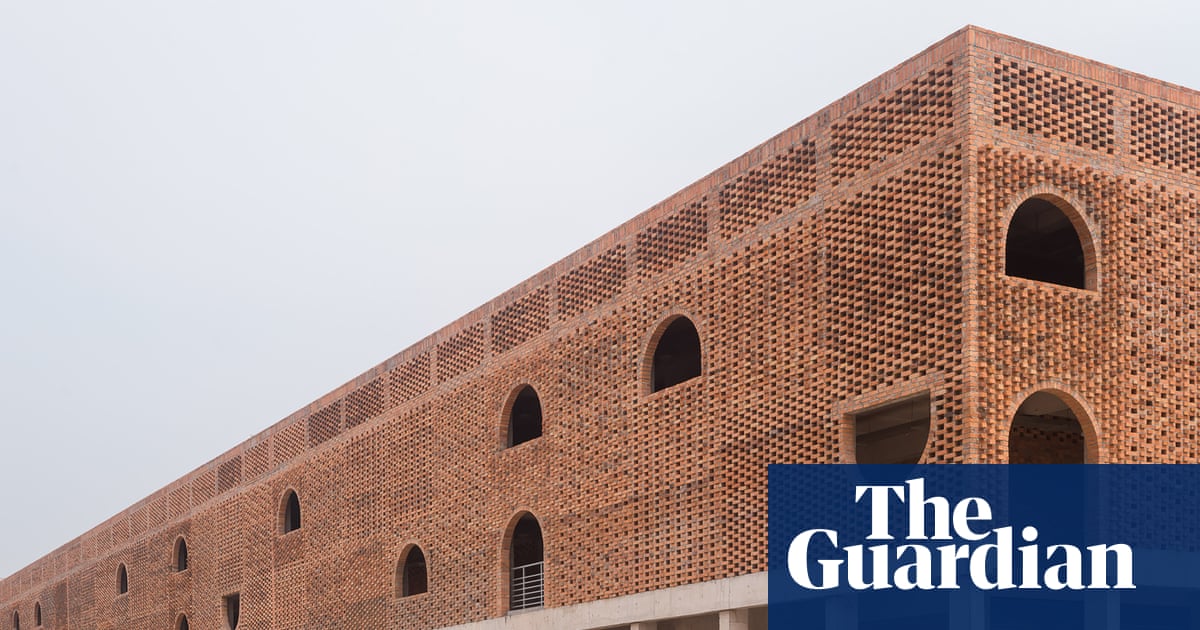Historic market in Kinshasa ready to reopen to a million shoppers a day after five-year makeover | Global development