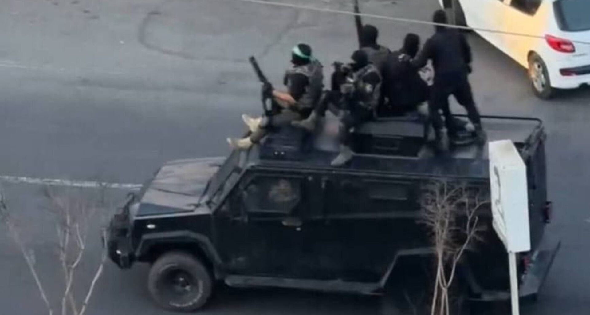 Iran: Authorities unleash heavily militarized clampdown to hide protest massacres