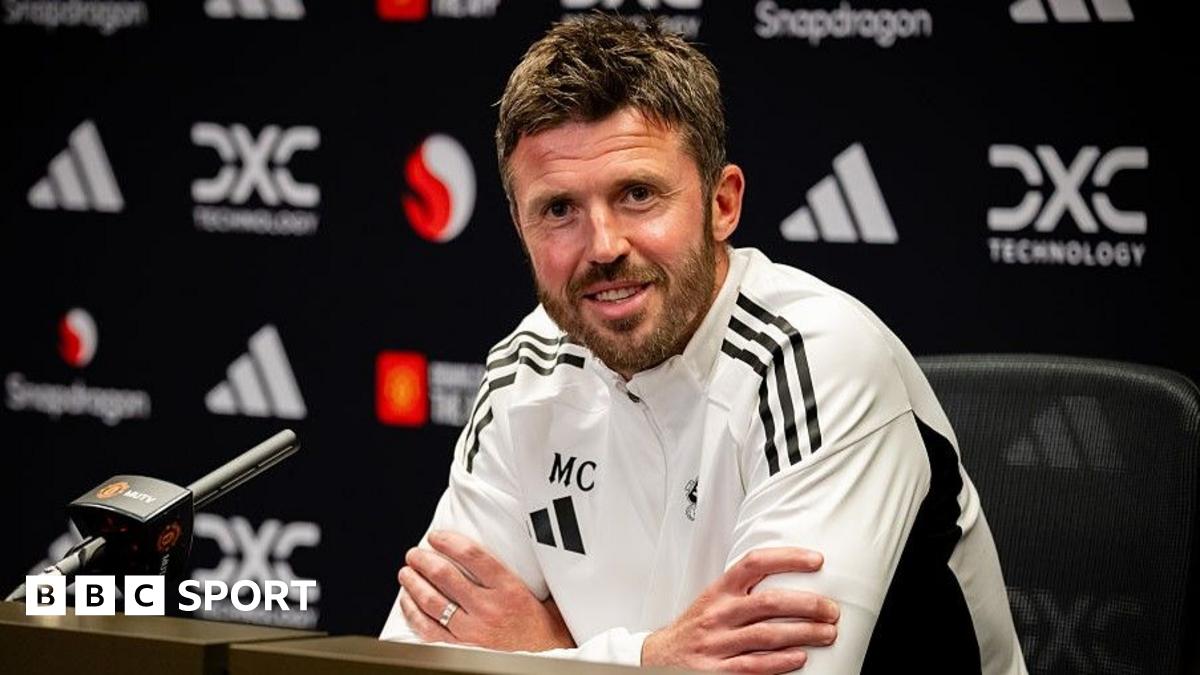 Manchester United head coach Michael Carrick