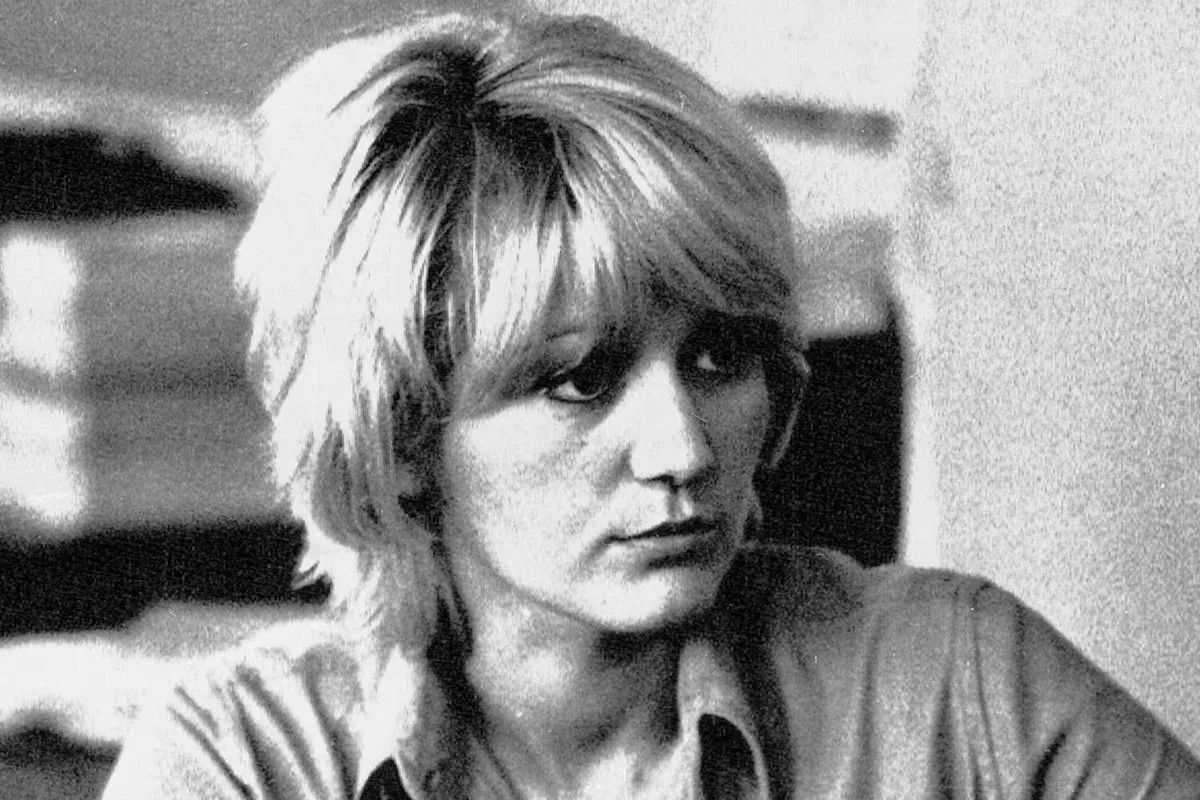 22-Year-Old Stewardess Wasn’t Supposed to Be on Plane That Exploded in the Sky. She Fell 33,000 Feet and Survived