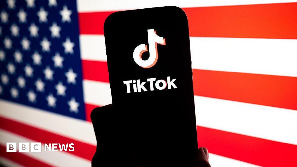 TikTok closes deal with White House to split US app from global business