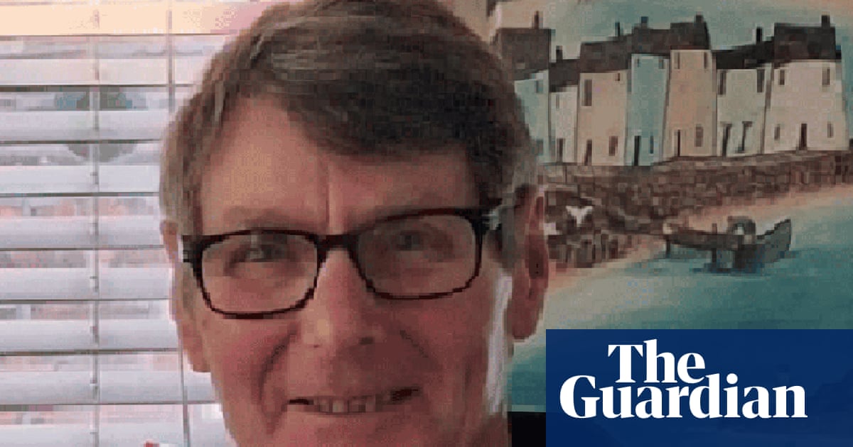Man who died trying to save two people in dangerous sea was ‘true selfless hero’ | Yorkshire