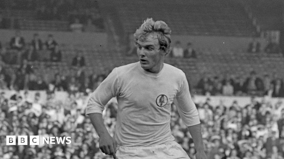 Terry Yorath playing for Leeds United in a plain white football top in 1969.