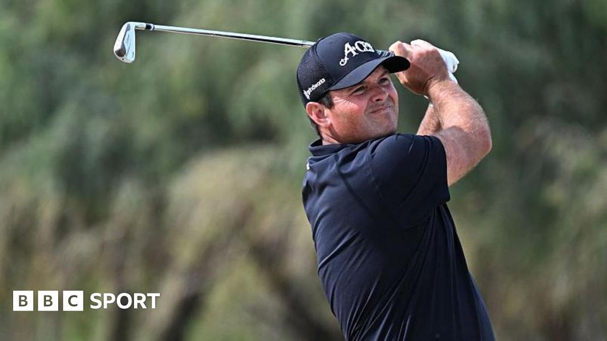 Patrick Reed playing an iron shot