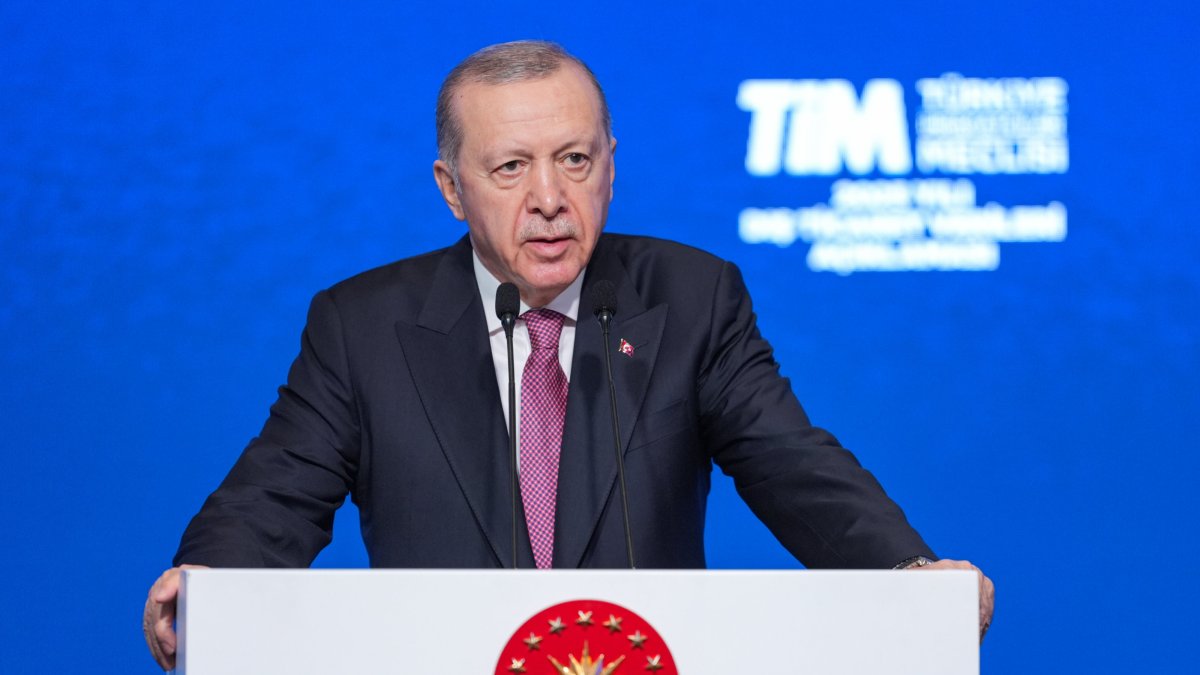 Erdoğan boasts best export performance in Türkiye's history at $396B