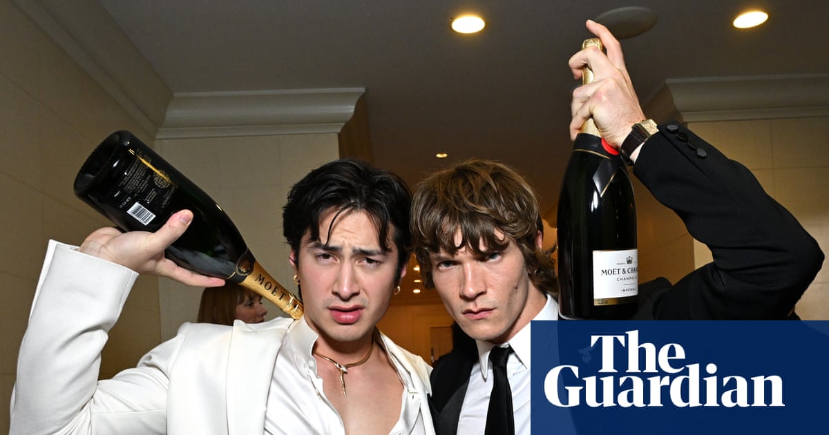 Heated Rivalry star duo named torchbearers for 2026 Winter Olympics | Winter Olympics 2026