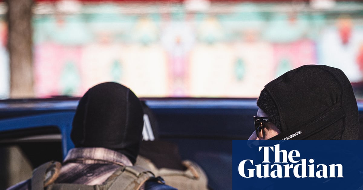 ‘My hands were really shaky’: high-school journalist documents ICE raids | Minneapolis