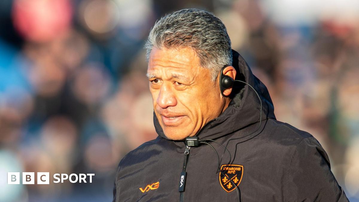 Filo Tiatia in the warm-up before Dragons' game at Cardiff