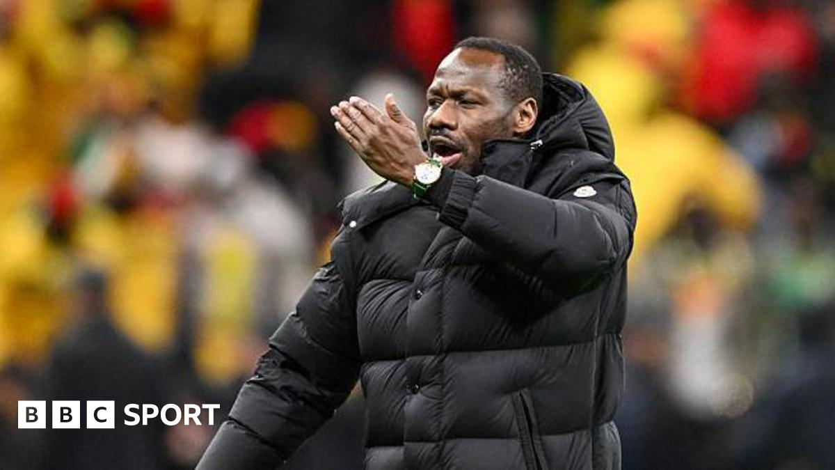 Senegal head coach Pape Thiaw