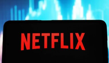 Netflix stock falls after fourth quarter results top forecasts, Warner Bros. deal hangs in the balance