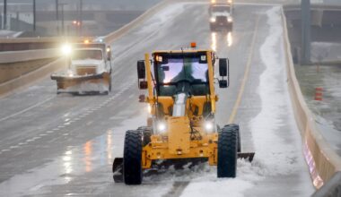 Here’s how Dallas-Fort Worth is preparing for the winter storm ahead of snow and ice