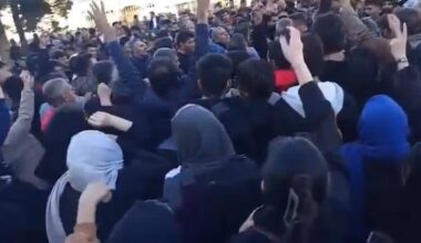 Day four of Iran protests sees rallies spread and regime change calls grow