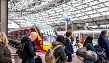 Liverpool Lime Street: Chaos at major train station as trains cancelled after crash | UK | News