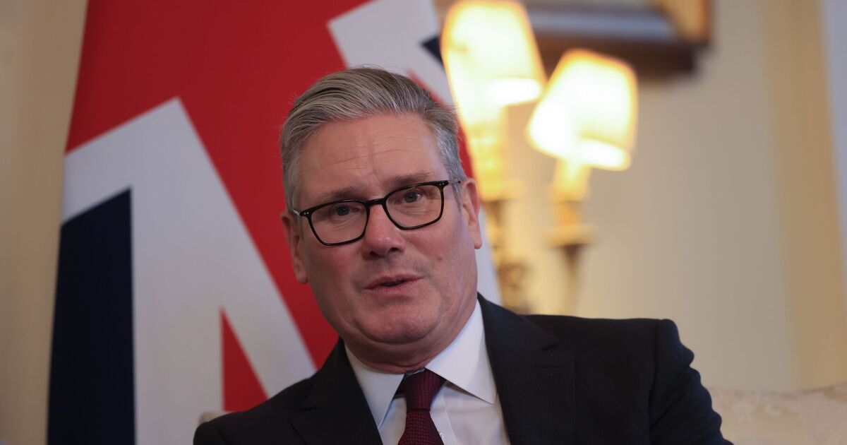 Starmer issues blistering 2-word reply to Trump’s punitive tariffs | UK | News