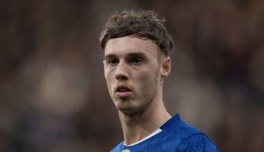 Transfer news LIVE: Chelsea send Cole Palmer message as Man Utd flop offered route out - Daily Express