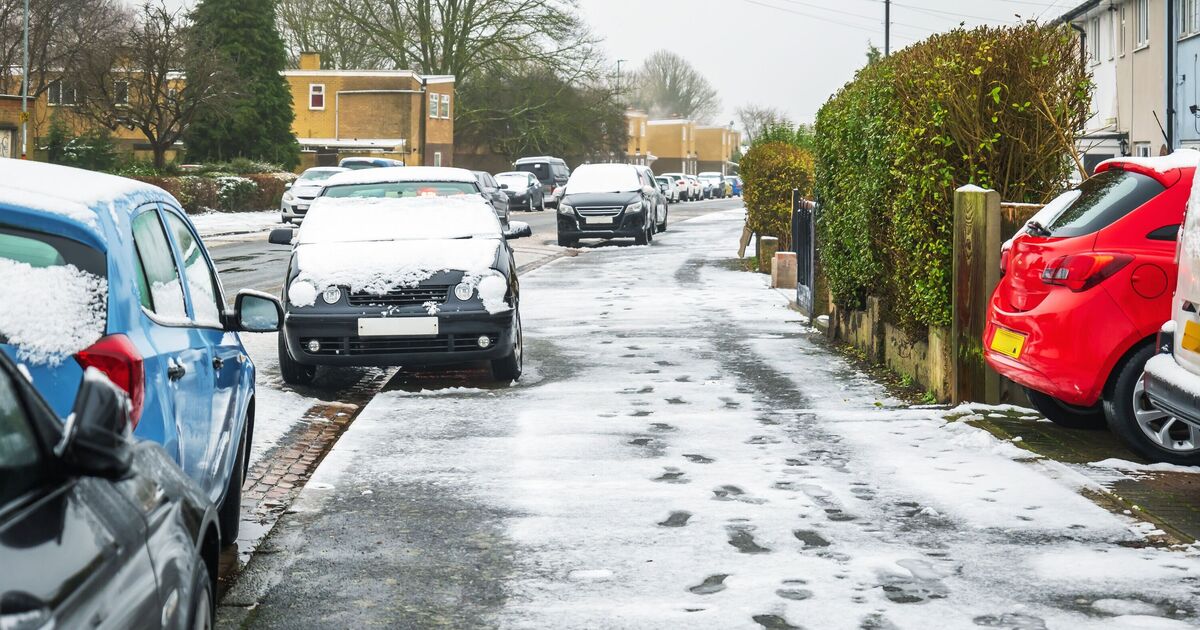 UK snow map shows 380-mile sheet blanketing Britain - 70 counties hit | Weather | News