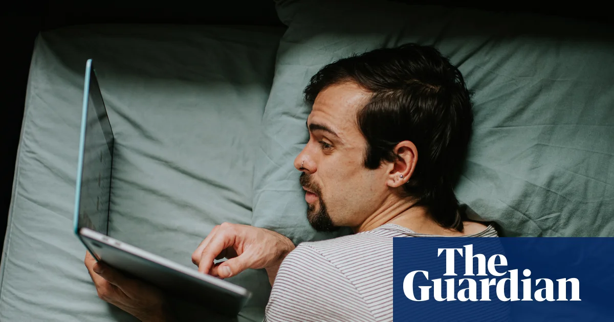 The one-hour work pattern: is ‘microshifting’ the secret to a happy, balanced life? | Work & careers