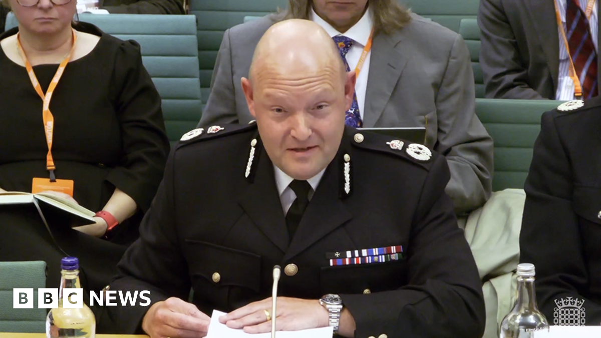 Minister 'horrified' if West Midlands Police chief constable does not resign today