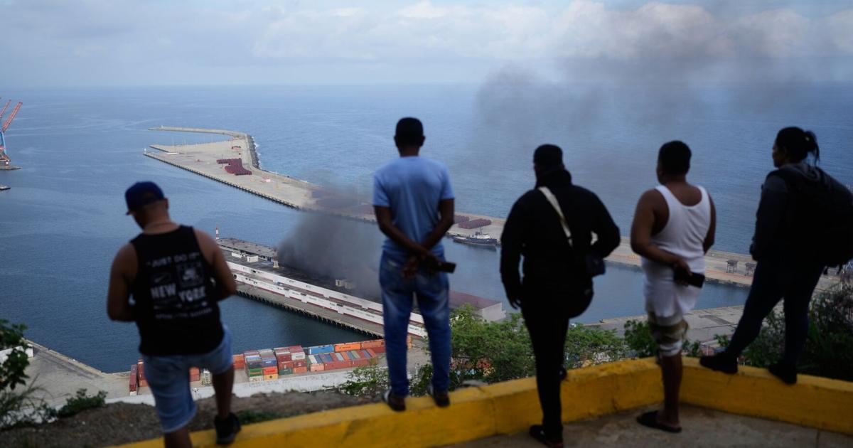 US strikes Venezuela and says its leader has been captured and flown out of the country - Toronto Star