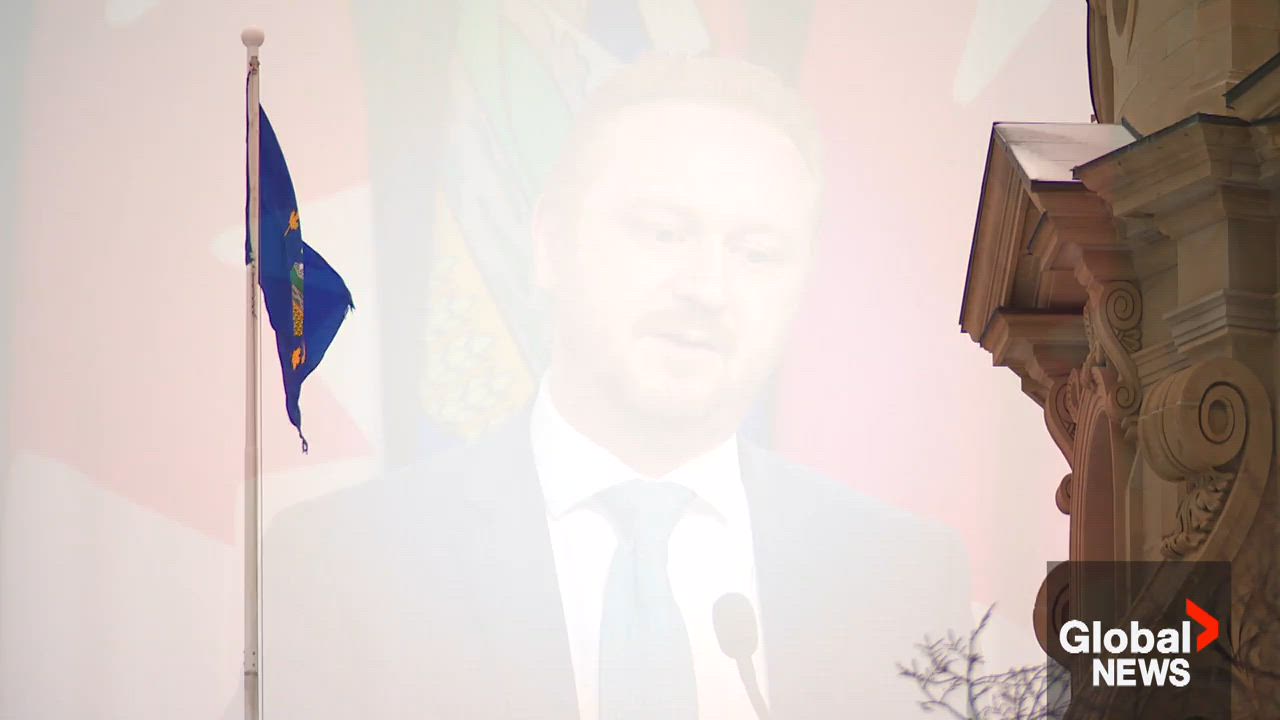 Click to play video: 'Alberta judge finds proposed referendum question on separation is unconstitutional'