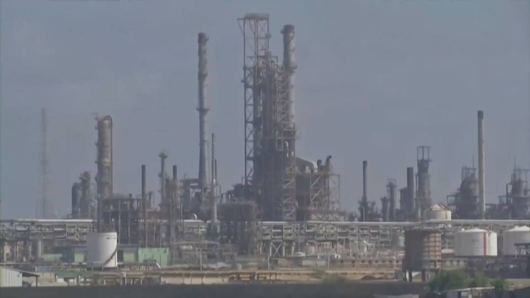 Click to play video: 'Venezuela situation increasing pipeline approval pressure'