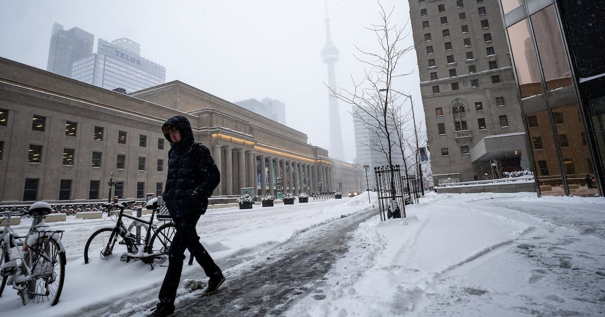 Toronto is locked in an Arctic grip. Meteorologists say it hasn’t happened in ‘over 10 years’ - CTV News