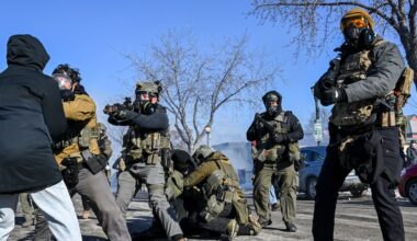 Minneapolis protests intensify after immigration agent shoots man dead