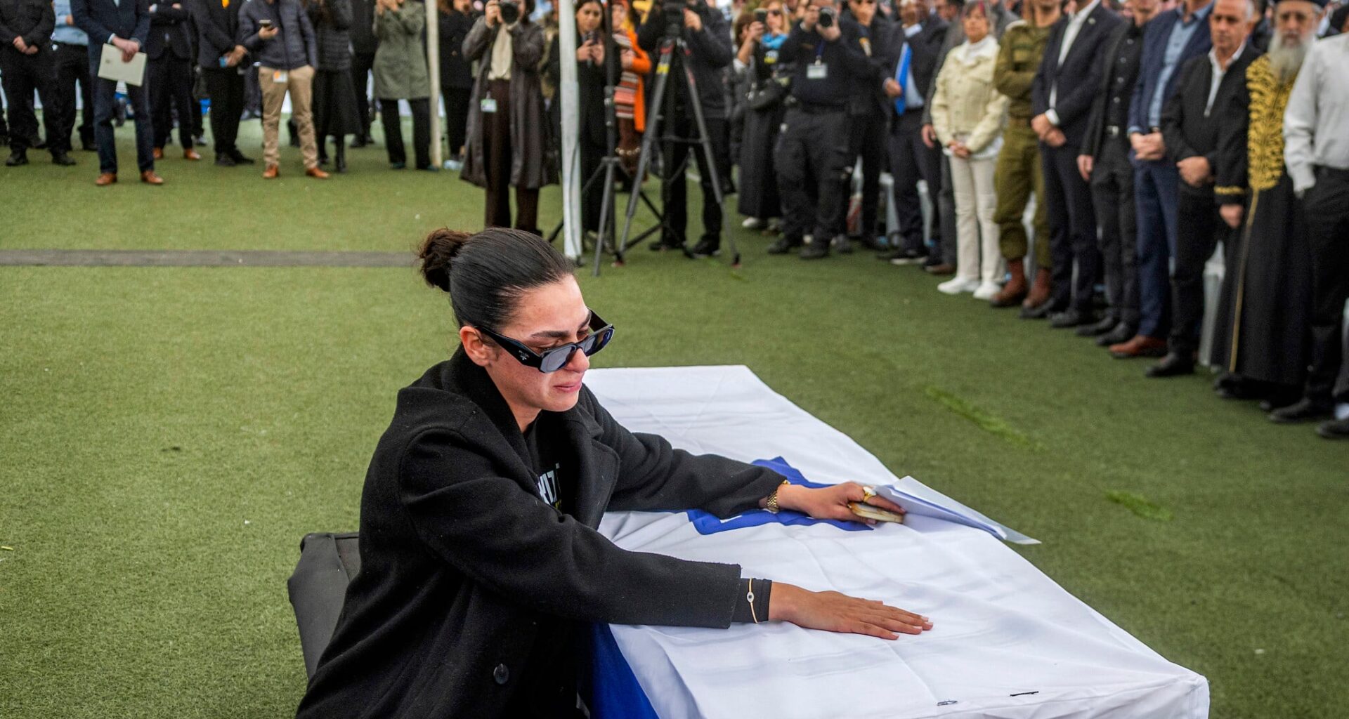 Grieving family lays last hostage Ran Gvili to rest, closing chapter for anguished nation