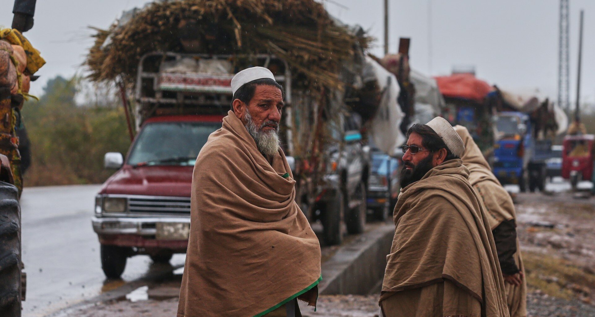 Tens of thousands flee northwest Pakistan’s Tirah over fears | Gallery News