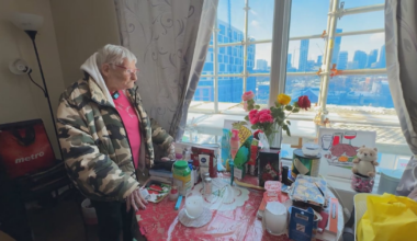 Toronto senior gets new windows after almost 2-month wait