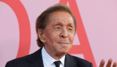 Valentino, leading Italian fashion designer, dies at 93