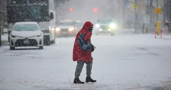 Winter storms to continue hammering parts of Ontario, Quebec