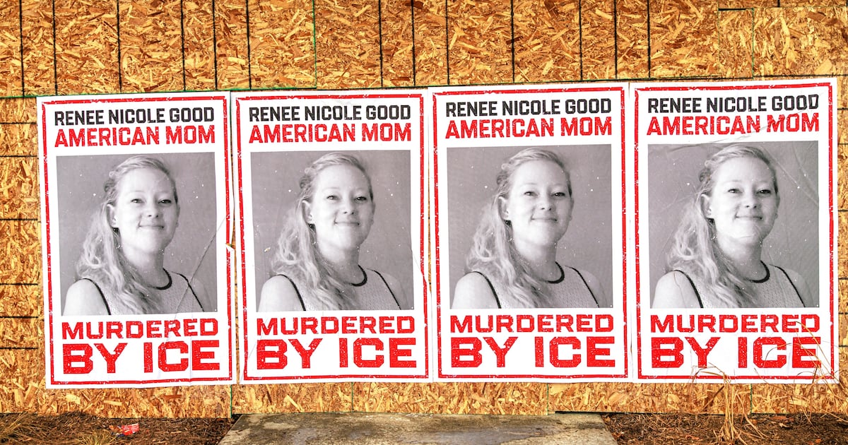 DHS ICE Hated Under Donald Trump Kristi Noem After Renee Nicole Good Minneapolis Shooting Agents Terrified