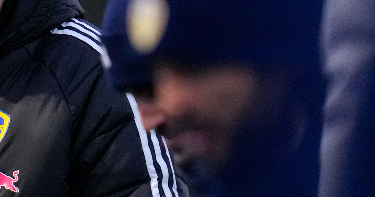 Daniel Farke provides fitness update ahead of Everton clash